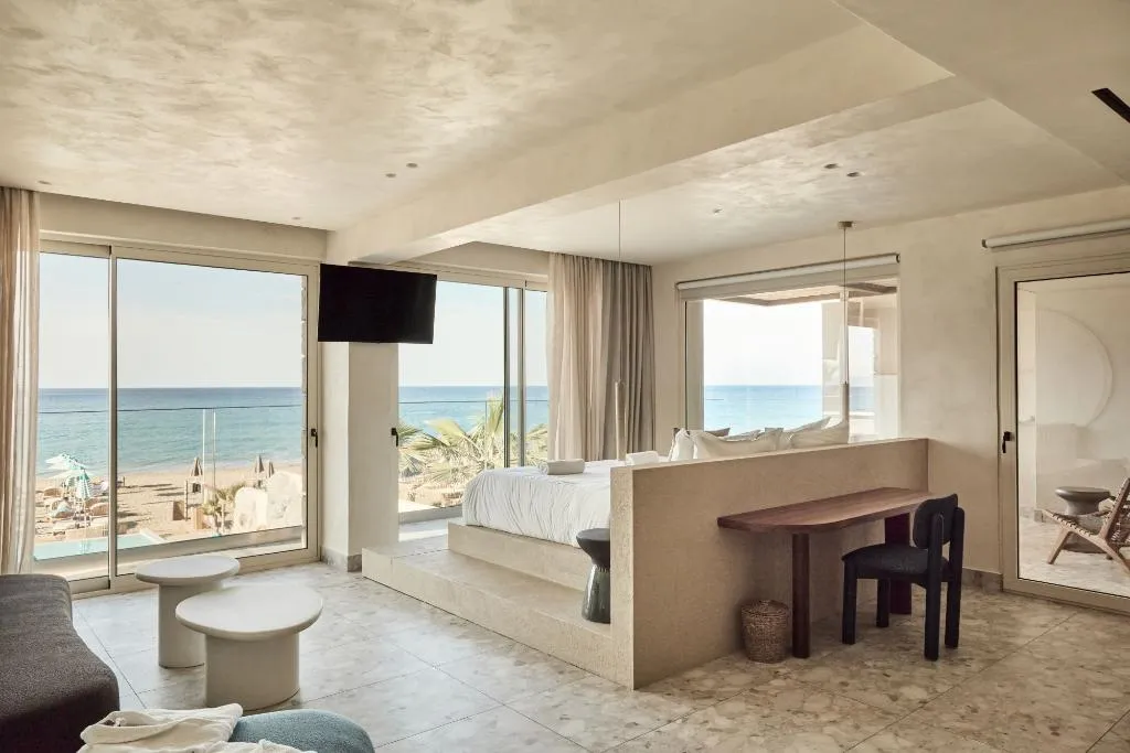 SUITE WITH JACUZZI Room, Uzenie All Suites Boutique Resort, Crete