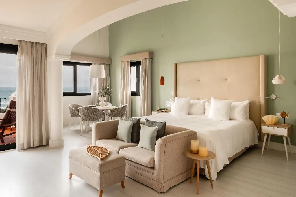 JUNIOR SUITE STANDARD Room, Palacio de Sancti Petri Gran Melia, Costa De La Luz