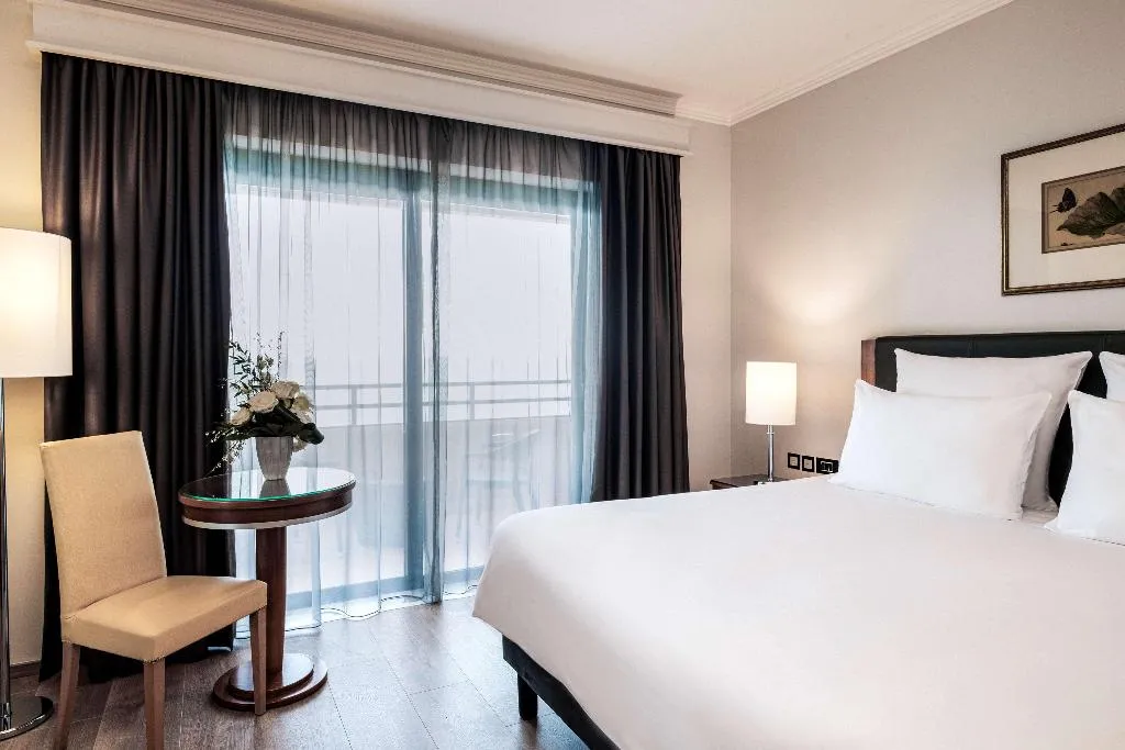Room, Radisson Blu Resort, Malta St. Julians, Malta