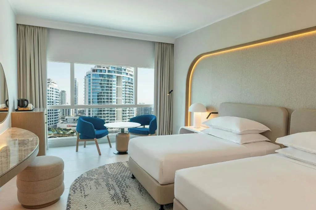 FAMILY ROOM WITH VIEWS Room, Sheraton Jumeirah Beach Resort, Dubai