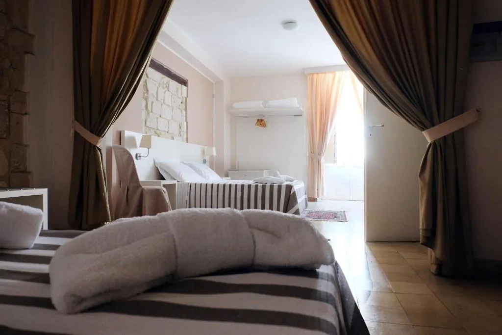 Room, Hotel Mastrarua, Catania