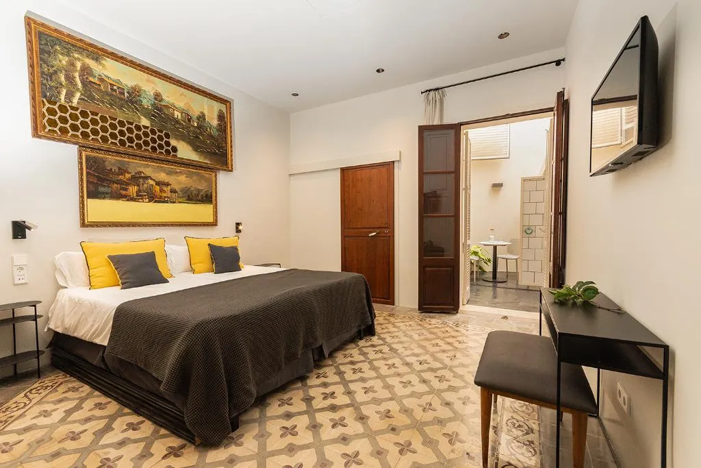 FAMILY ROOM CAPACITY 2 ONE BEDROOM Room, unic, turisme d'interior., Majorca