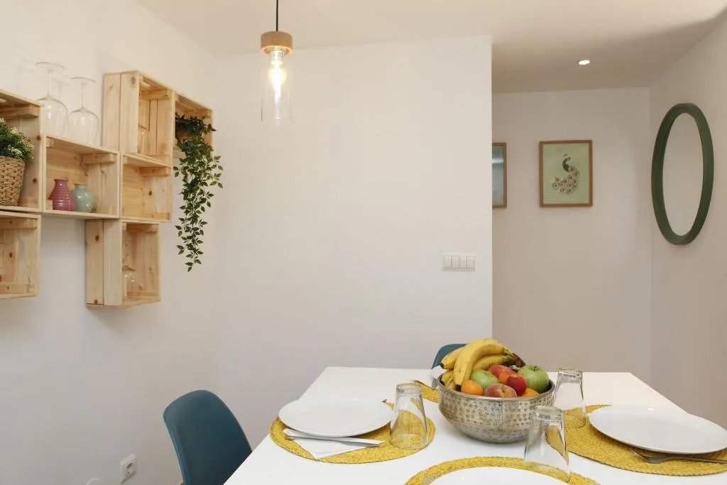 Room, Flores Guest House, Lisbon