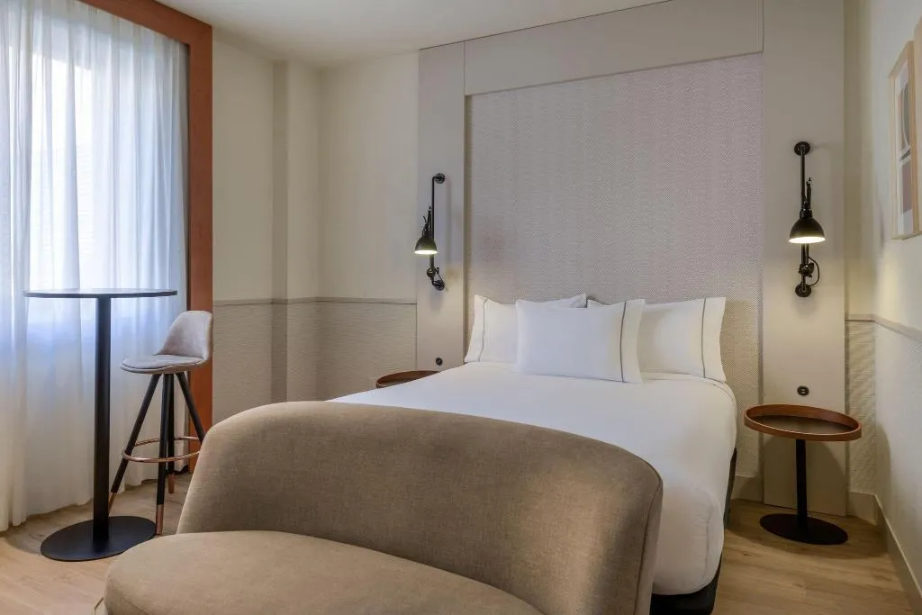 DOUBLE QUEEN SIZE BED Room, AC Madrid Los Vascos, Madrid