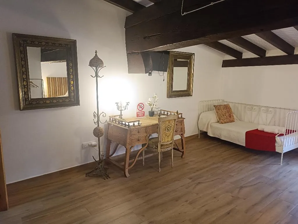 TRIPLE DELUXE KING BED Room, El Palacete, Costa Almeria