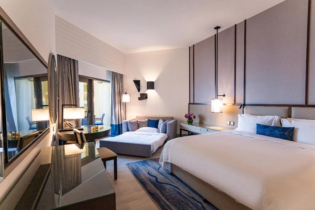 FAMILY ROOM SEA VIEW WITH BALCONY Room, Amwaj Rotana-Jumeirah Beach, Dubai