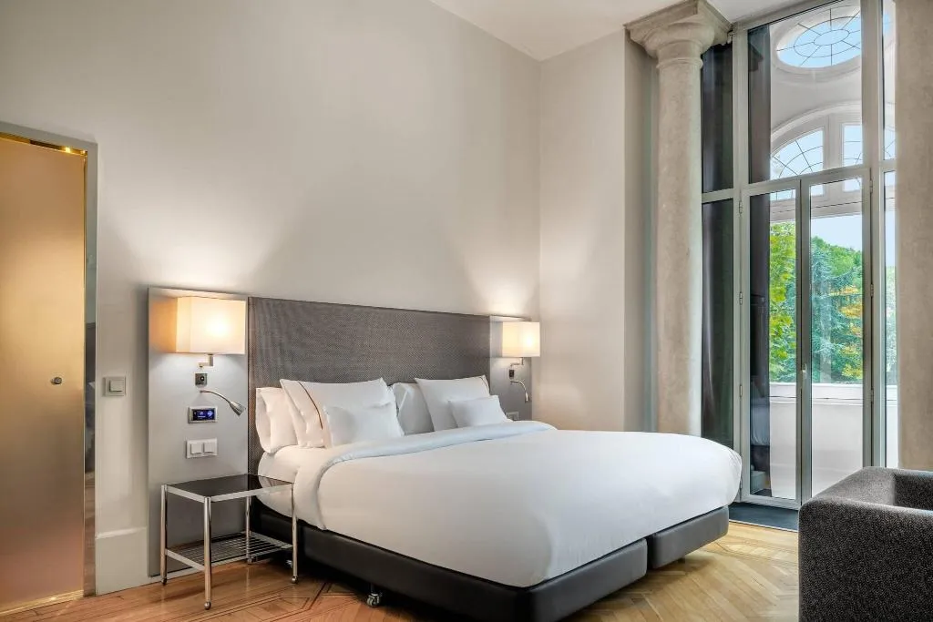 Room, AC Hotel Palacio del Retiro Autograph Collection, Madrid