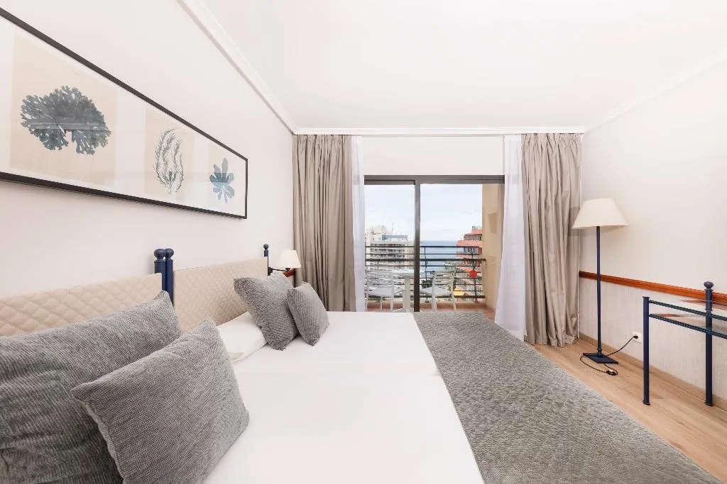 DOUBLE SINGLE USE SEA VIEW Room, Be Live Experience Orotava, Tenerife