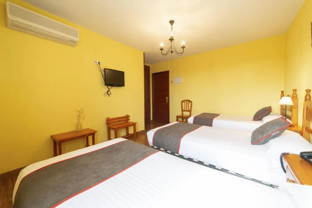Room, Hotel Mavi, Madrid