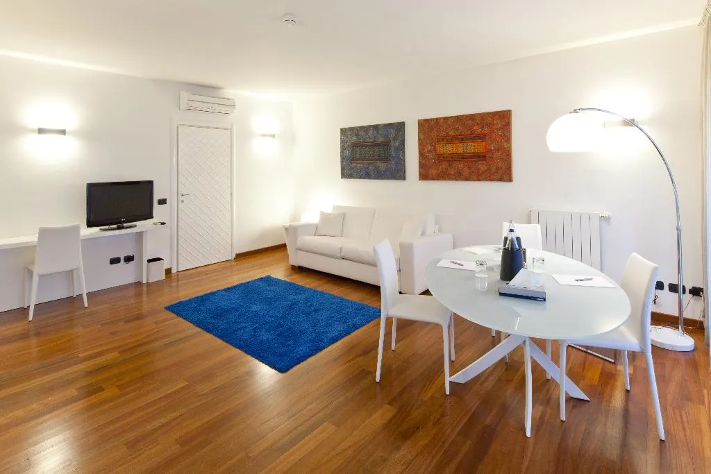 SUITE CAPACITY 2 Room, Hotel Nasco, Milan