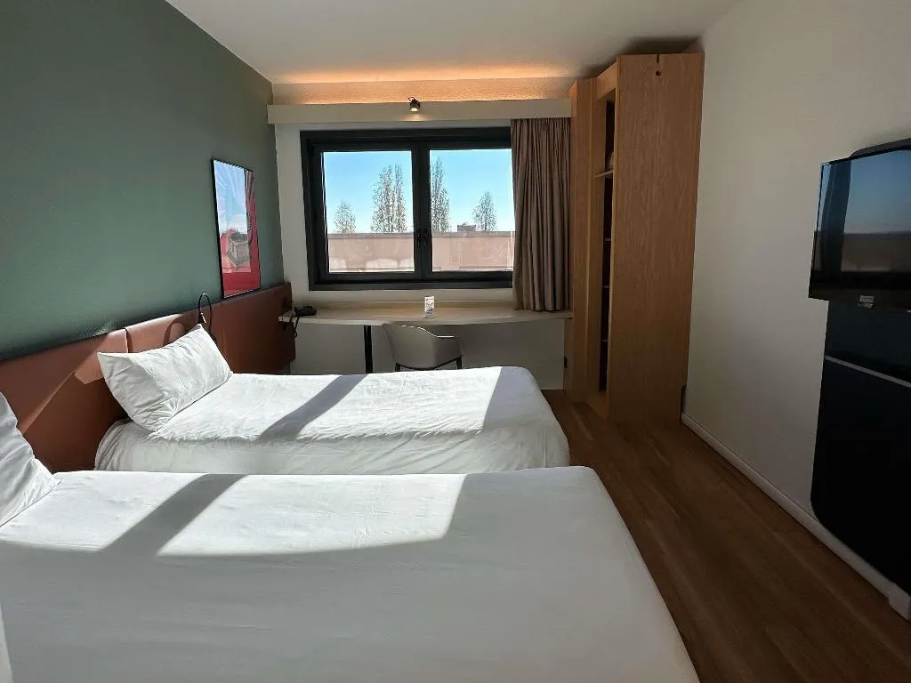 TWIN STANDARD Room, Ibis Roma Fiera, Rome