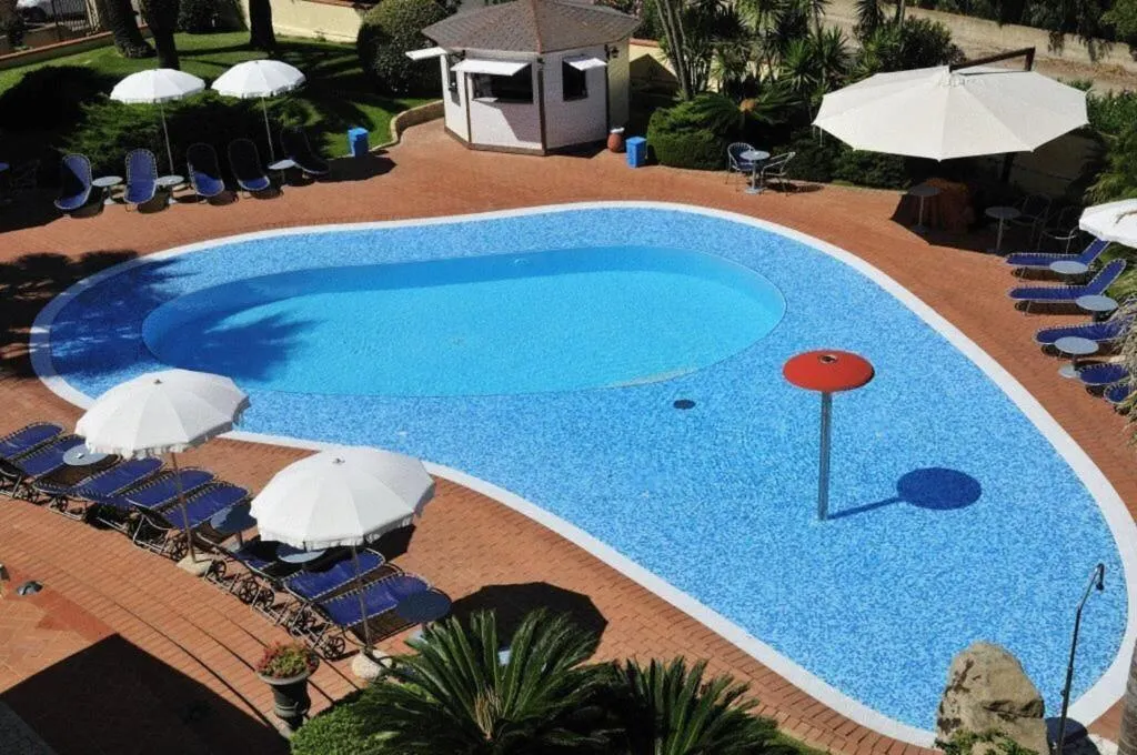 Pool, Arbatasar, Cagliari