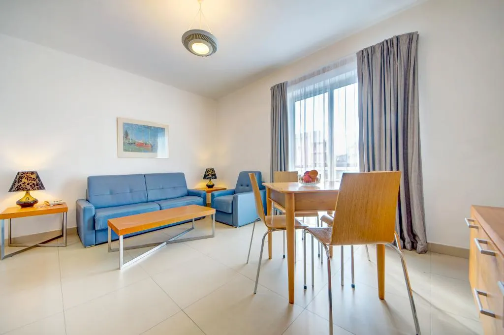 APARTMENT ONE BEDROOM Room, AX Sunny Coast, Malta