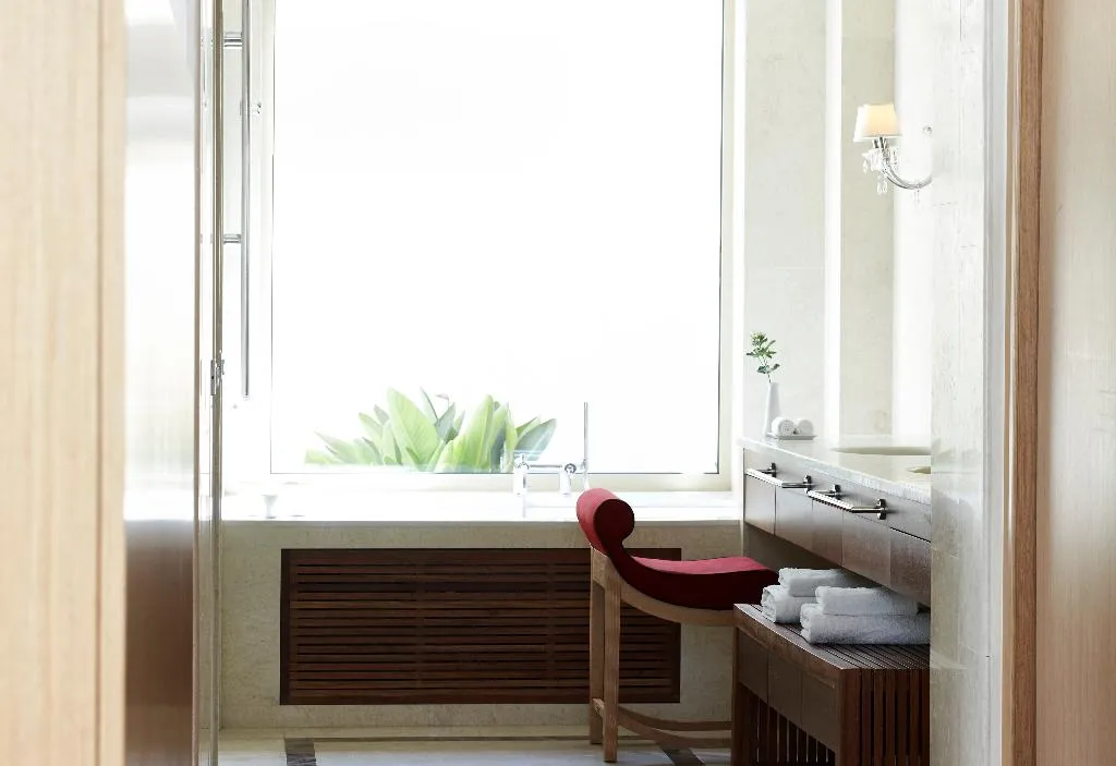 SUITE PARTIAL SEA VIEW Room, Knossos Beach Bungalows & Suites, Crete
