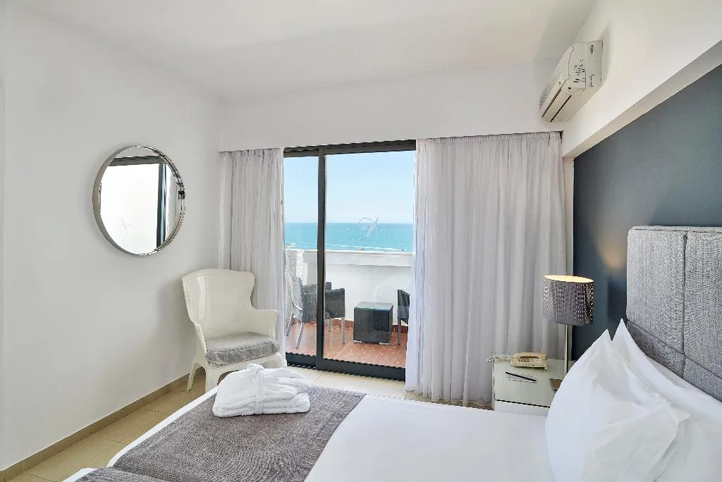 Double or Twin SEA VIEW Room, Rocamar Exclusive Hotel & Spa, Algarve