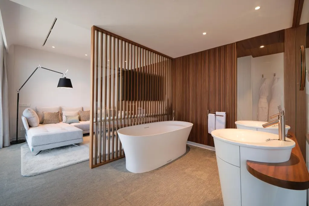 SUITE PREMIUM Room, Hotel Marina Badalona, Barcelona