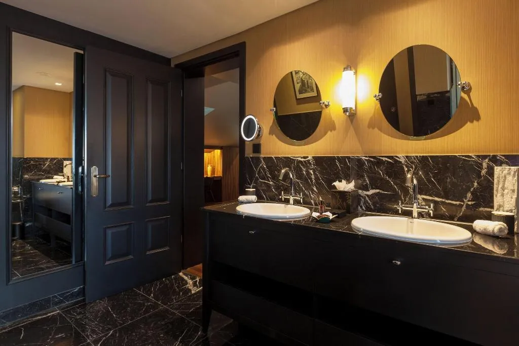 SUITE WITH DOUBLE BED Room, Valverde Lisboa, Lisbon