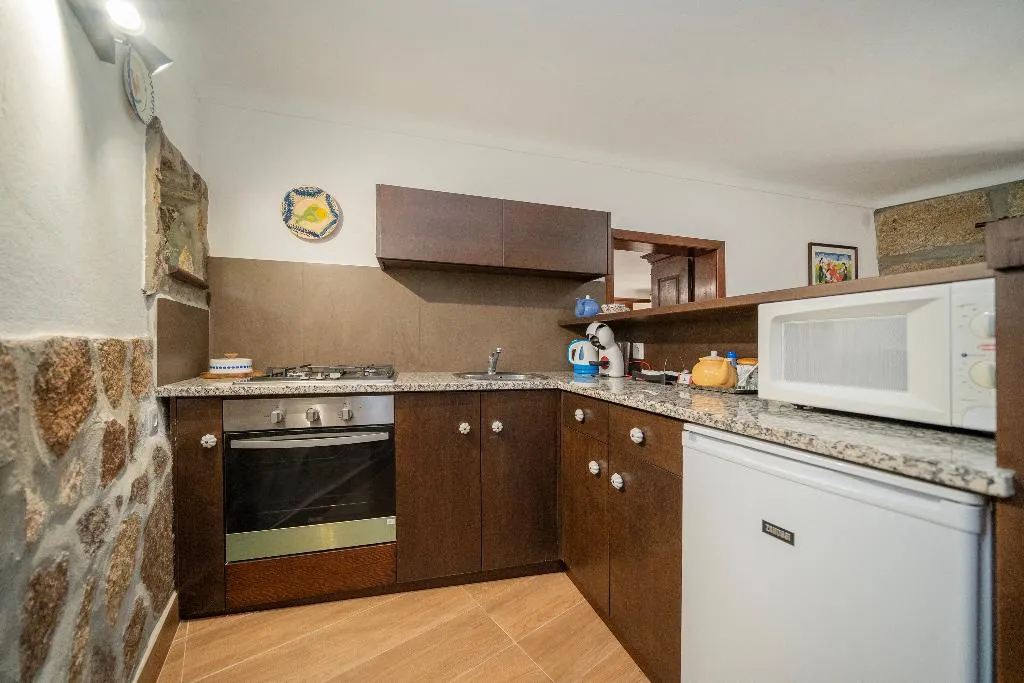 APARTMENT TWO BEDROOMS Room, Quinta da Aldeia, Porto