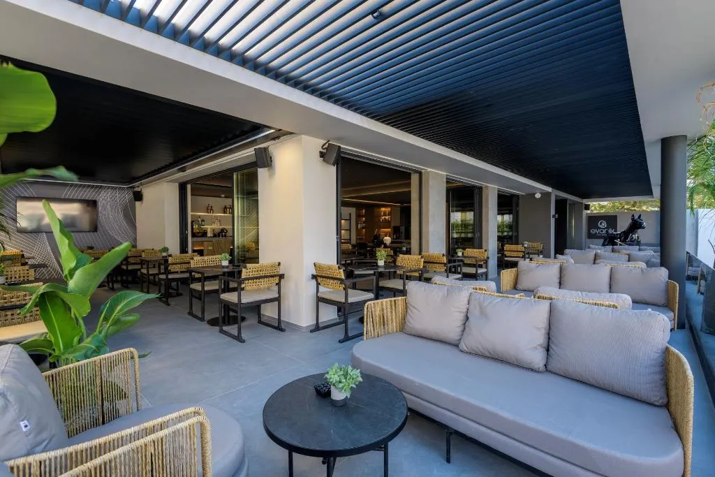Terrace, Evanik Chic Hotel, Kos