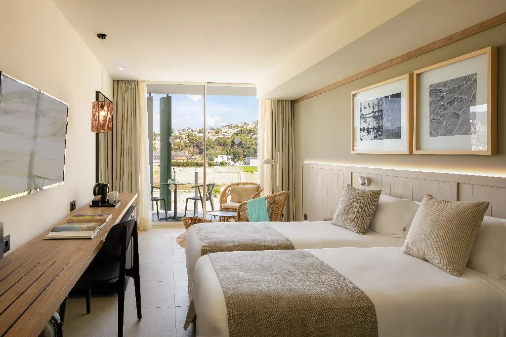 TRIPLE STANDARD Room, Atzavara Hotel Spa, Costa Brava