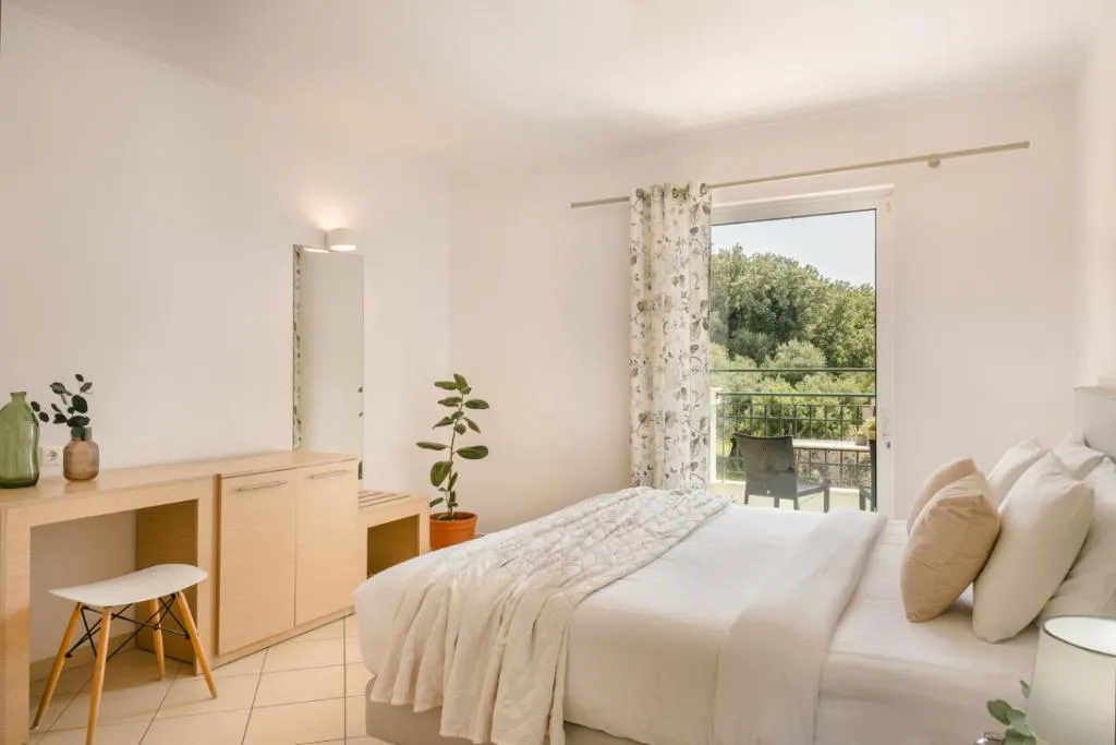 DOUBLE SUPERIOR Room, Century Resort, Corfu