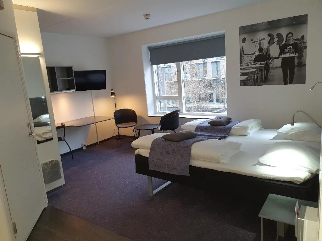 APARTMENT KING SIZE BED Room, Cabinn Apartments, Copenhagen