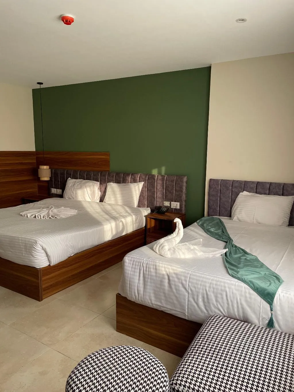 DOUBLE DELUXE ONE BED Room, The Nomad Pyramids Boutique Hotel, Cairo