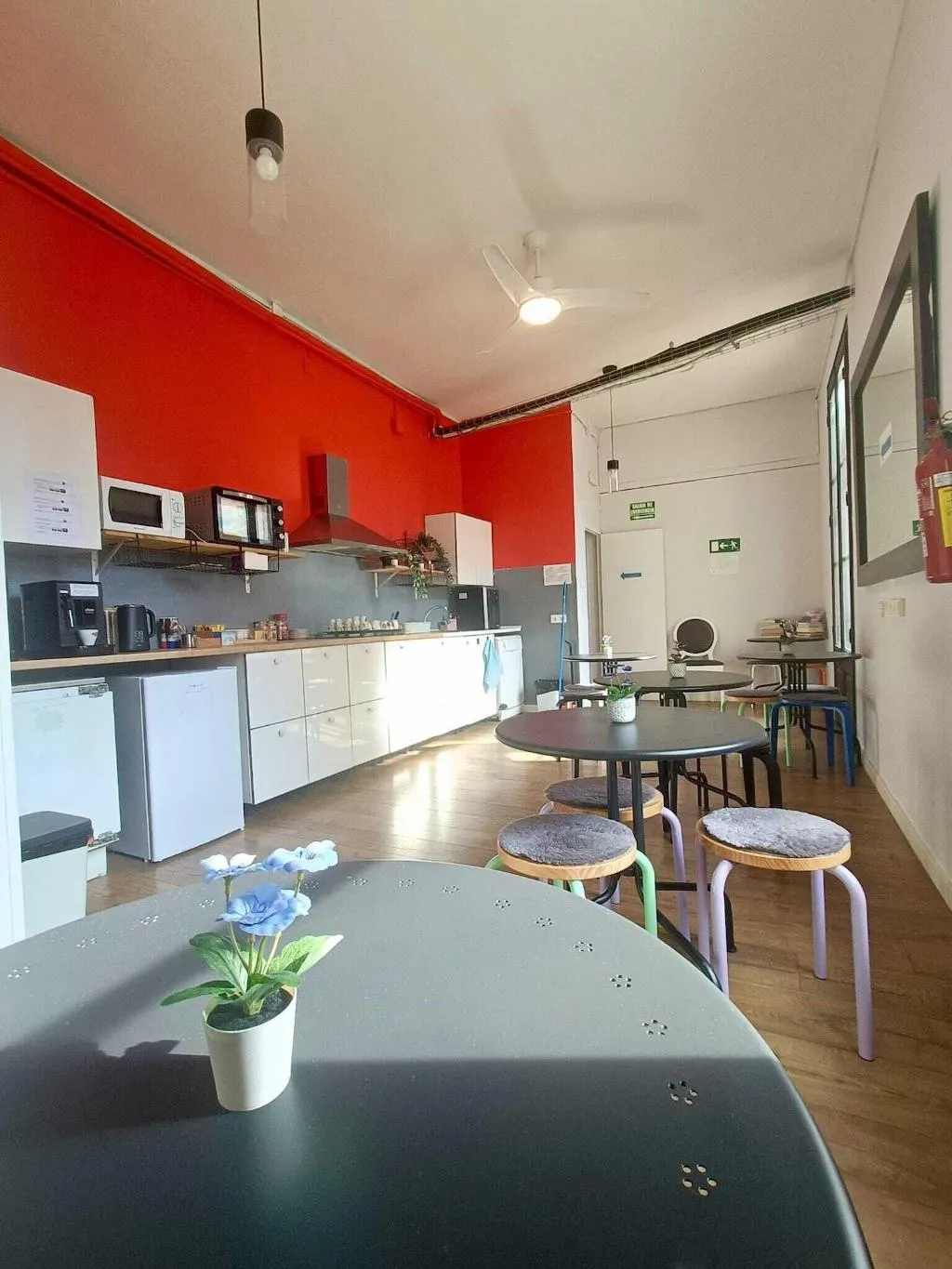 Room, Break BCN - Hostal & Coffeebar, Barcelona