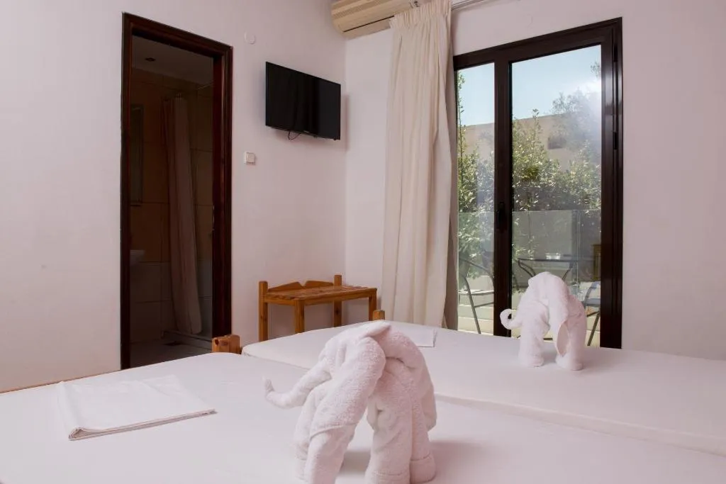 Room, Paradise Matala Hotel, Crete