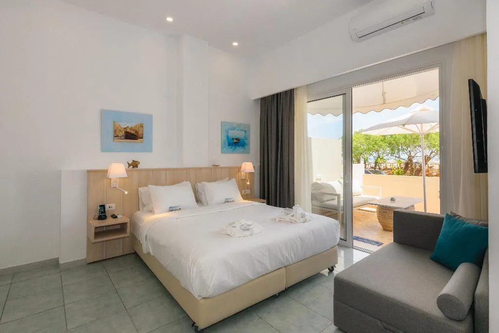 JUNIOR SUITE STANDARD Room, Iakinthos, Tsilivi Beach, Zante