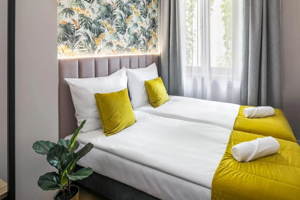 APARTMENT TWO BEDROOMS Room, Garden House Apartments, Krakow