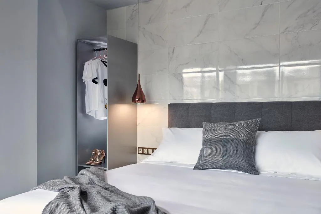 SUITE DELUXE Room, 18 Micon Street, Athens