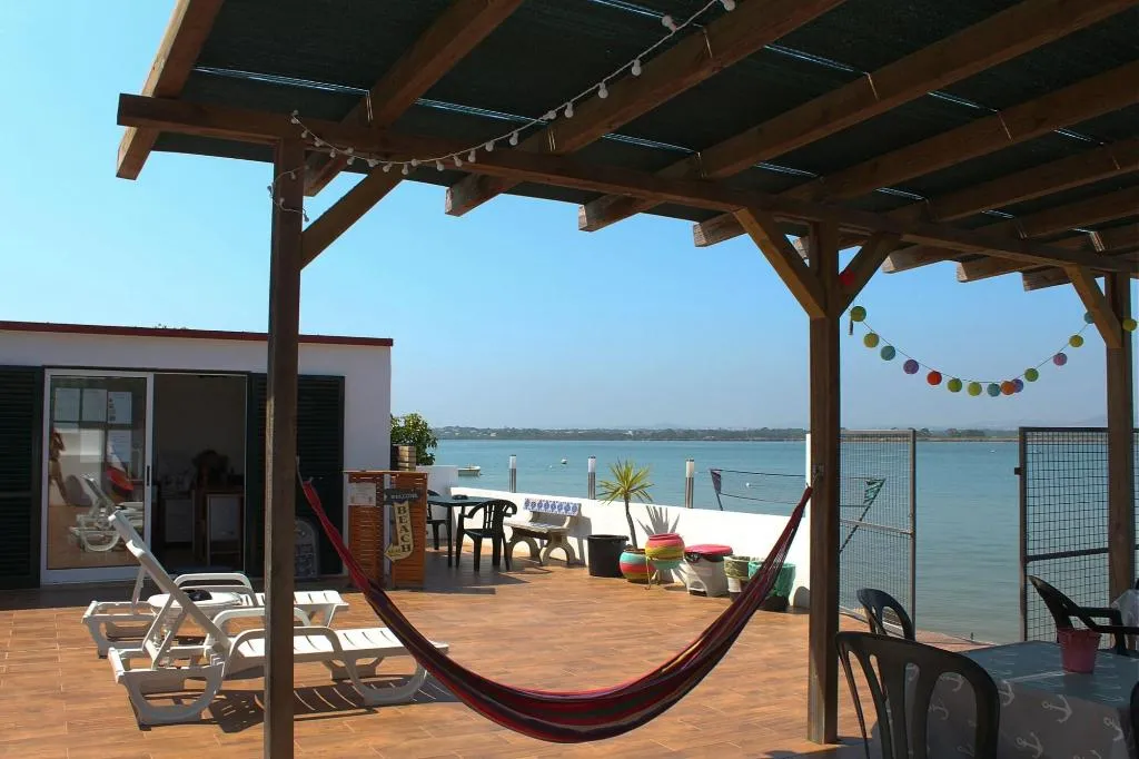 Room, Faro Beach Life Hostel, Algarve