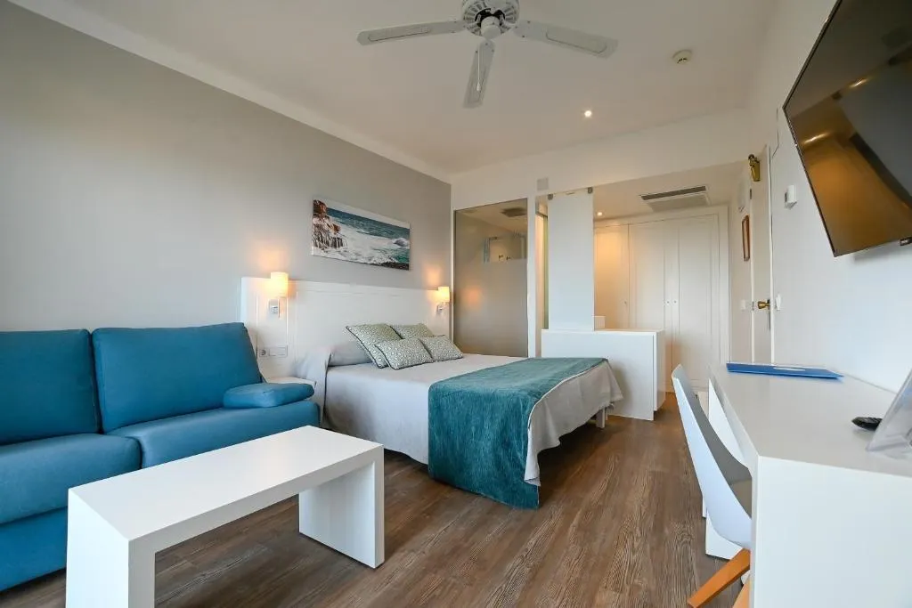 JUNIOR SUITE SEA VIEW Room, Pinos Playa Hotel, Majorca