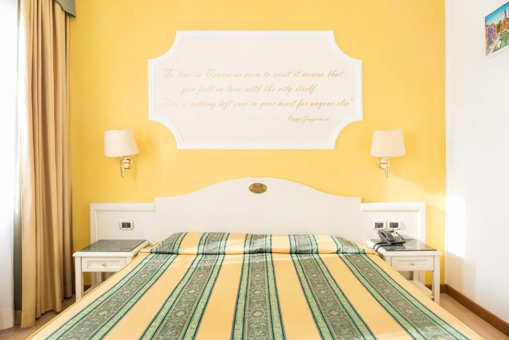 DOUBLE STANDARD Room, Hotel Ca' Tron, Venice