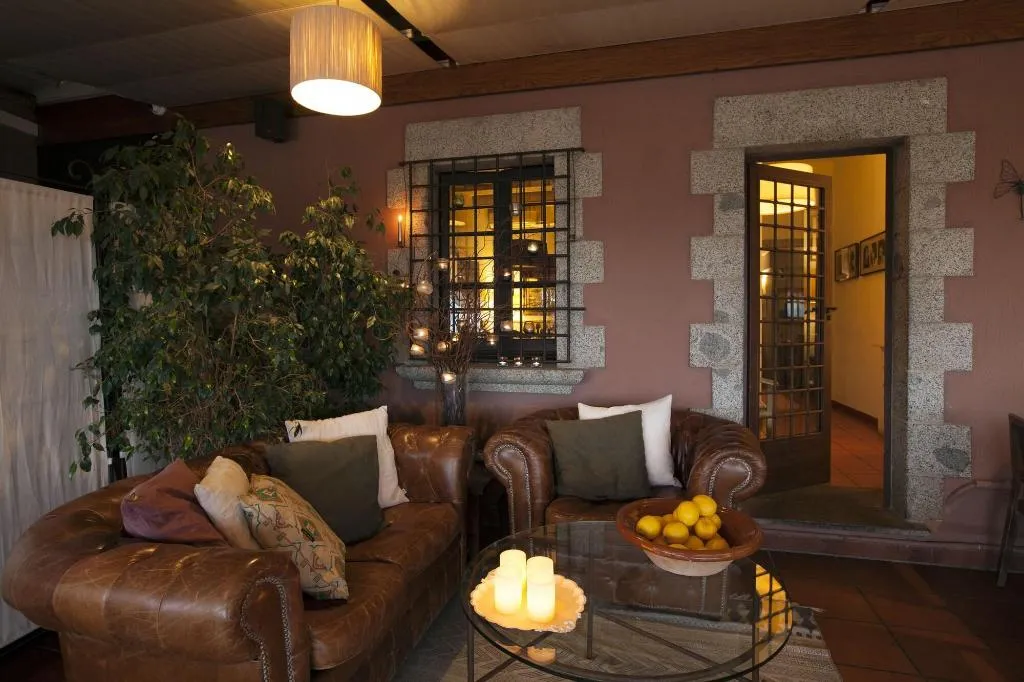 Terrace, Hostal De La Plaça, Barcelona