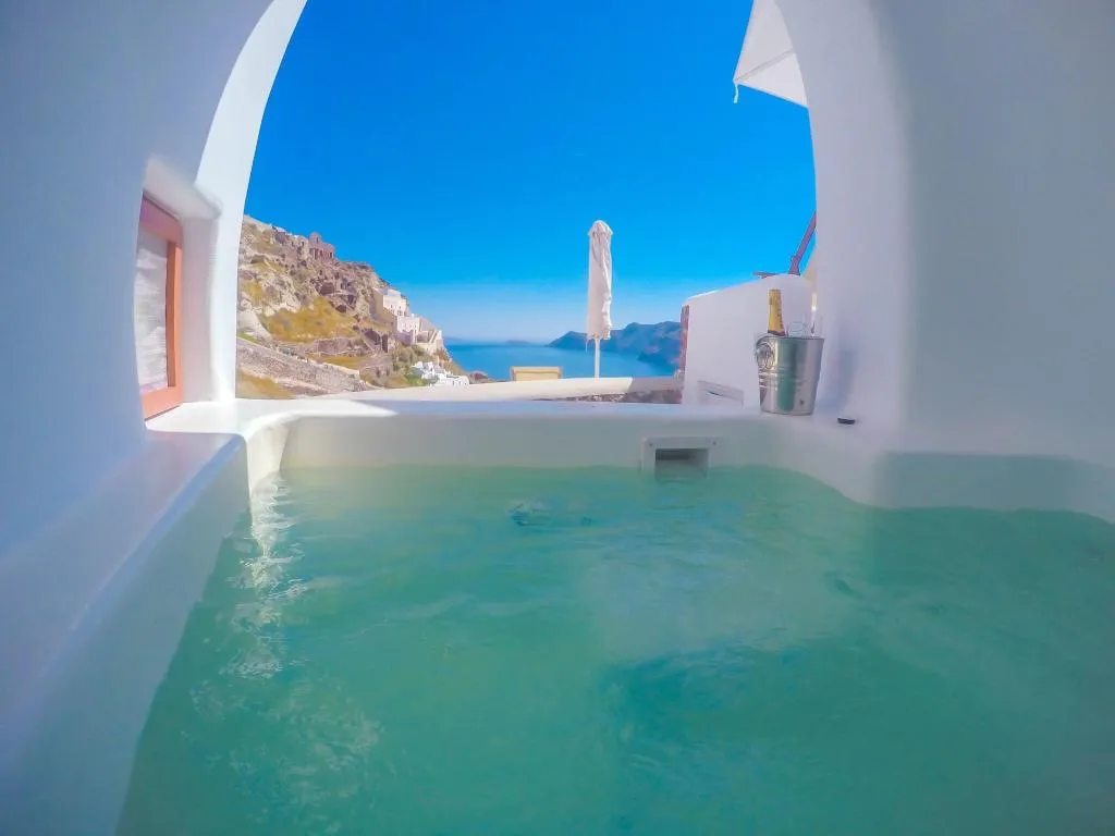 Sports and Entertainment, Oia Mare Villas, Santorini