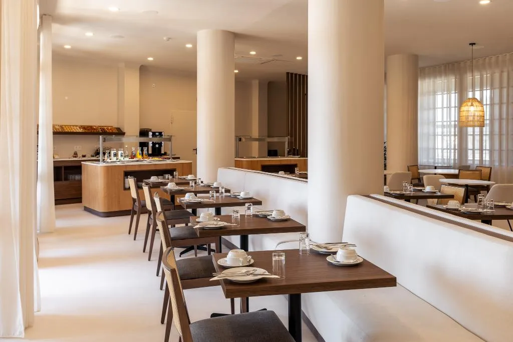 Restaurant, Belavista da Luz, Algarve