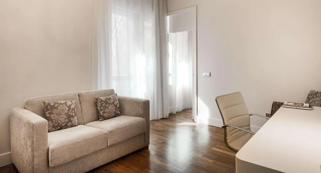 Room, NH Collection Madrid Abascal, Madrid