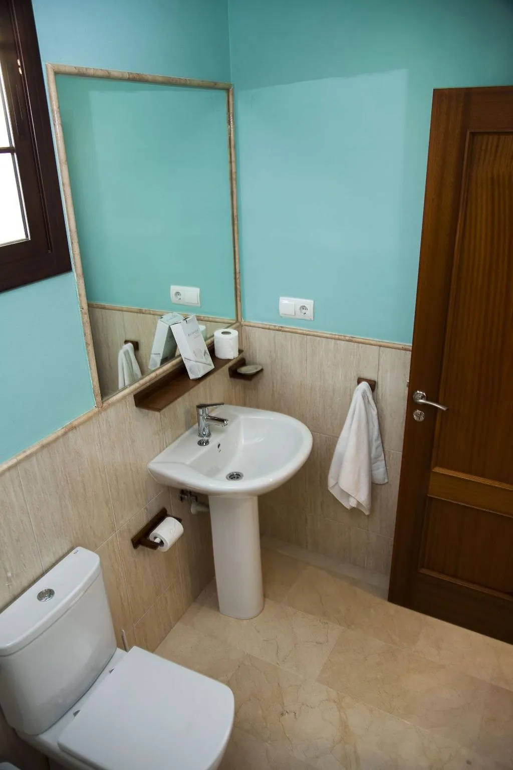 Room, Apartamentos Rey De Sevilla, Seville