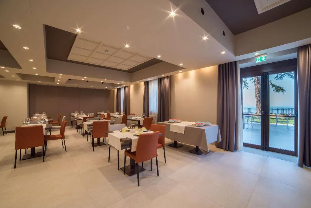 Restaurant, Best Western Plus Hotel Terre di Eolo, Catania