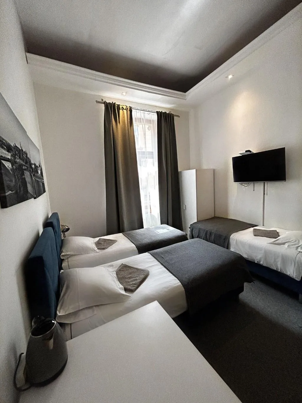 Room, AMEN Aparthotel Curie 8, Krakow