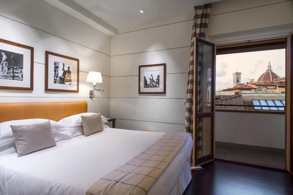 DOUBLE PREMIER CITY VIEW Room, Gallery Art Hotel, Florence