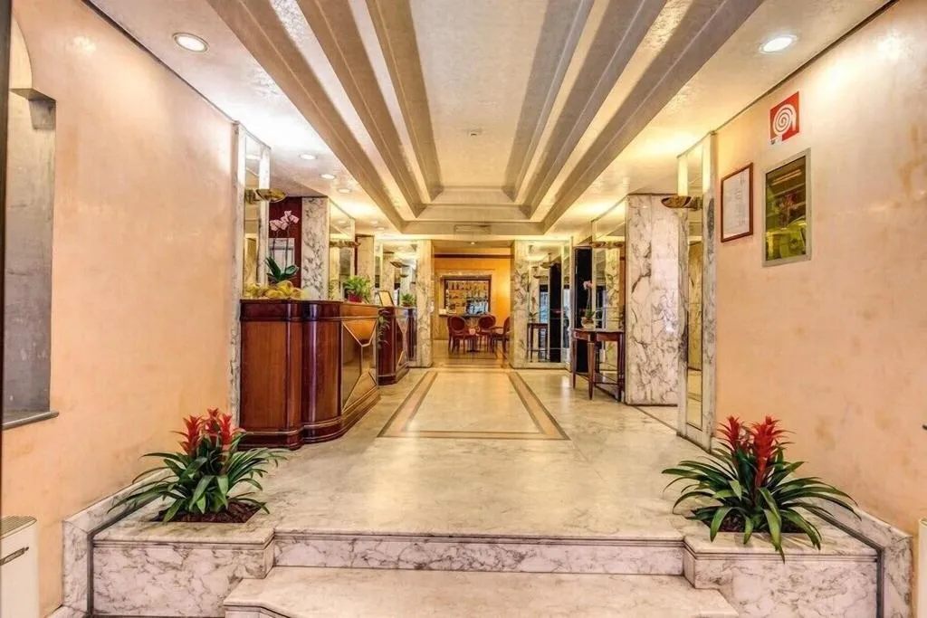 Lobby, Hotel San Remo, Rome