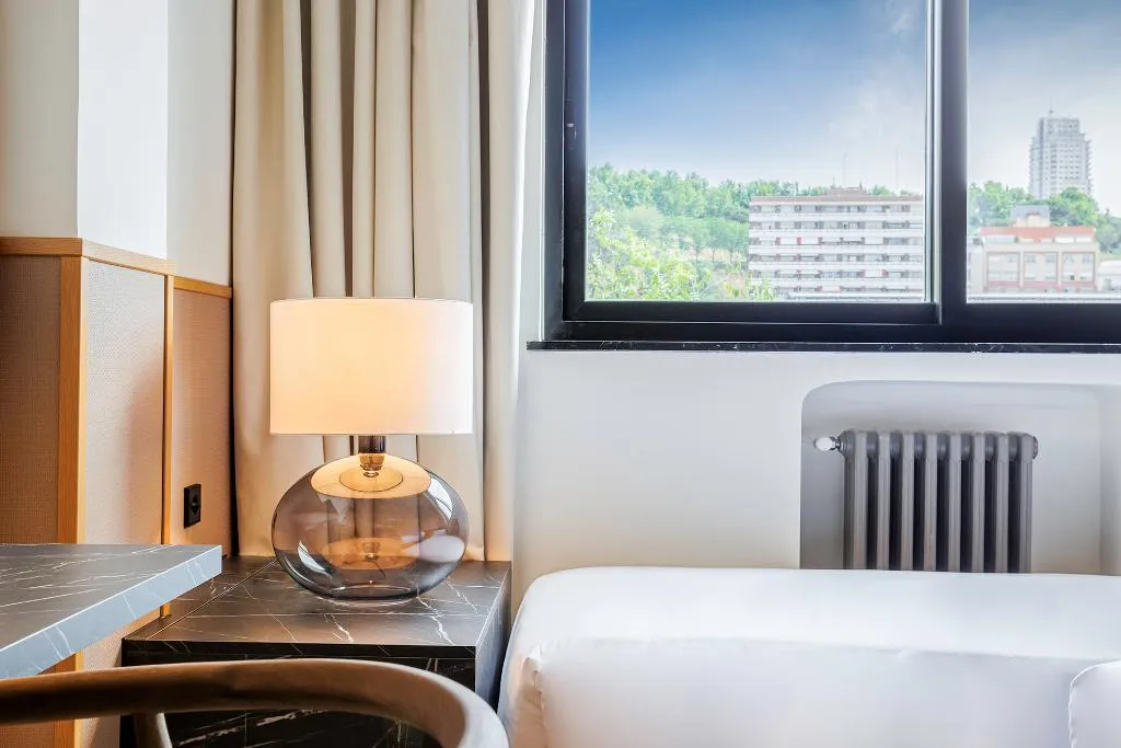 TRIPLE STANDARD Room, Acta Madfor Hotel, Madrid