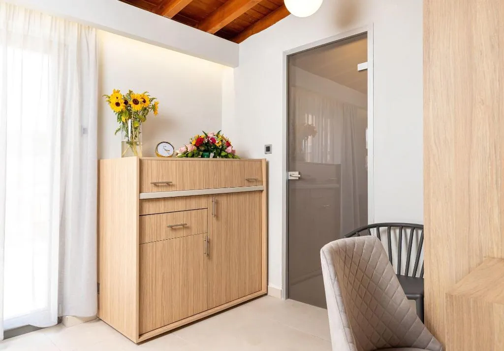 Room, Metropolitan Pearl Boutique Hotel, Crete