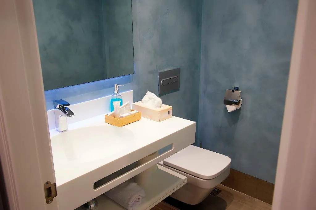 APARTMENT DELUXE Room, Overland Suites Catedral Luxury Apartments, Seville