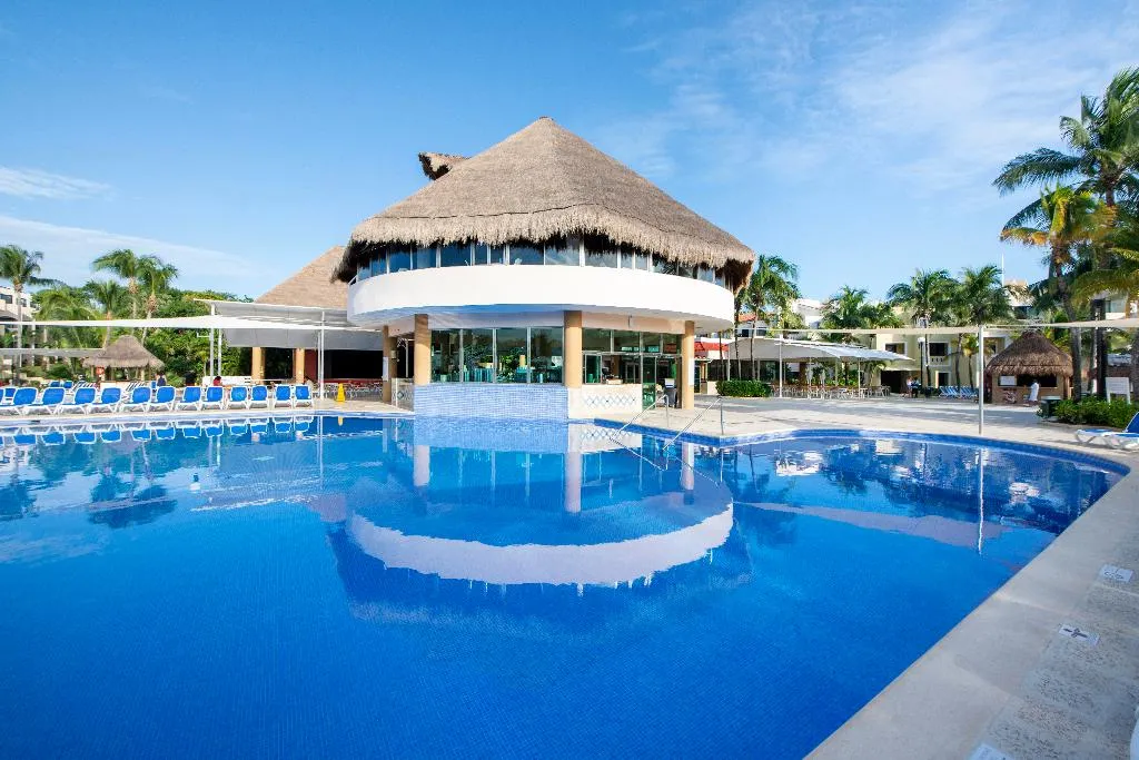 Pool, Viva Maya by Wyndham, Trademark All-Inclusive, Cancun Area
