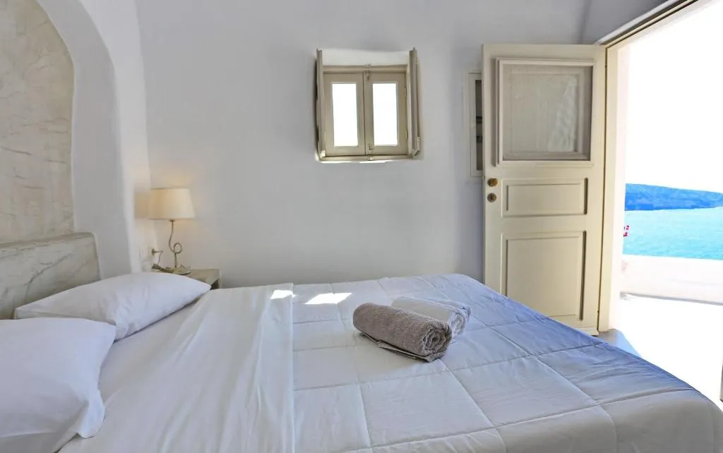 Room, Oia Mare Villas, Santorini