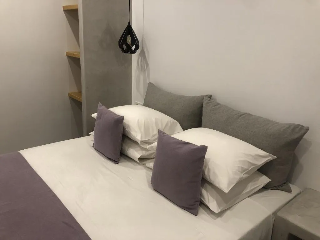 Room, Dragonfly Villas, Santorini
